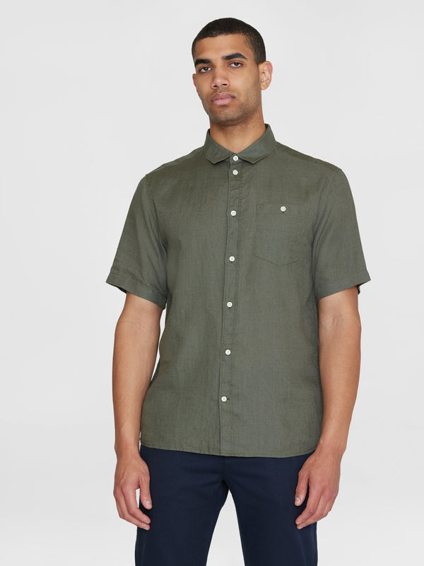 KnowledgeCotton Apparel - MEN Custom fit linen short sleeve shirt Shirts 1068 Burned Olive